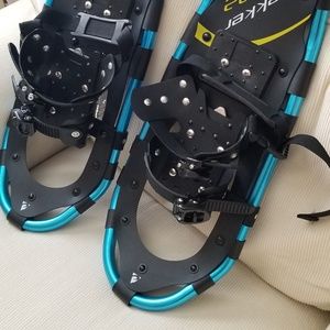 Chinook Trekker snowshoes 22